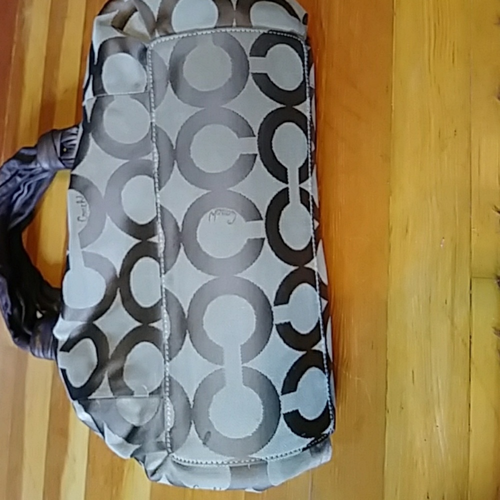 Beautiful Coach Bag 👜 - Picture 2 of 8